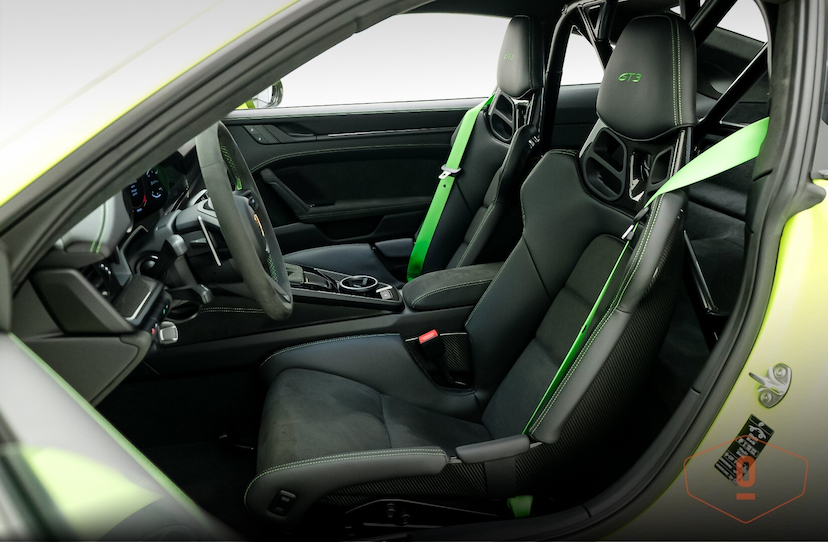Foto do veículo PORSCHE 911 GT3  2022 8.890 KM 2.100.000,00