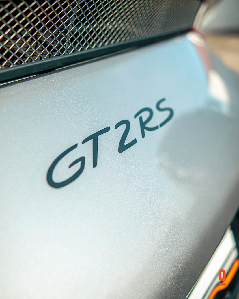 Foto do veículo PORSCHE 911 GT2 RS 2018 15.936 KM 3.900.000,00