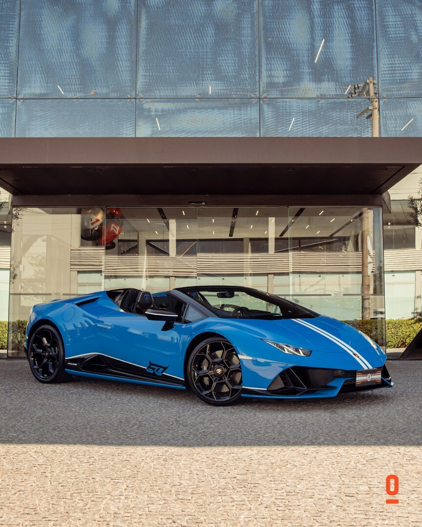 Foto do veículo LAMBORGHINI HURACÁN EVO SPYDER 60 ANOS 2024 1.650 KM 4.550.000,00