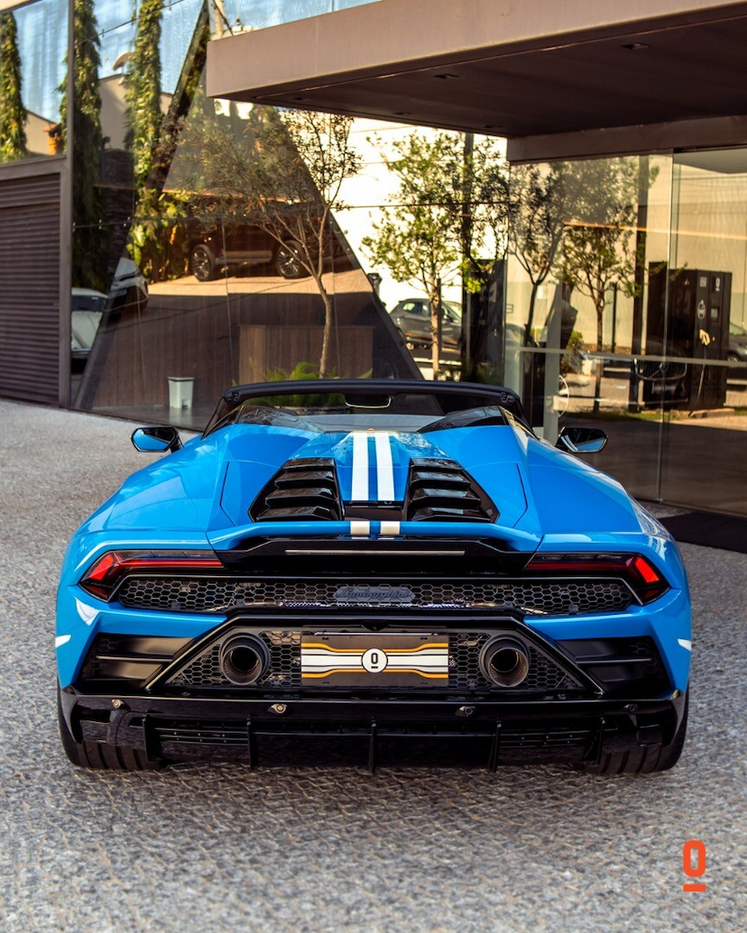 Foto do veículo LAMBORGHINI HURACÁN EVO SPYDER 60 ANOS 2024 1.650 KM 4.550.000,00