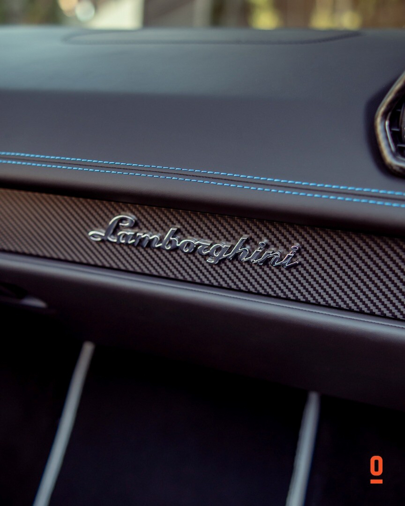 Foto do veículo LAMBORGHINI HURACÁN EVO SPYDER 60 ANOS 2024 1.650 KM 4.550.000,00