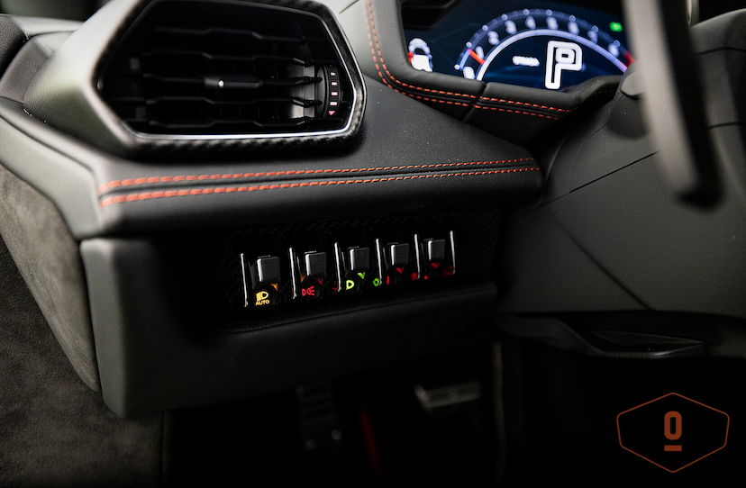 Foto do veículo LAMBORGHINI HURACÁN LP 640 TECNICA  2024 386 KM 4.200.000,00
