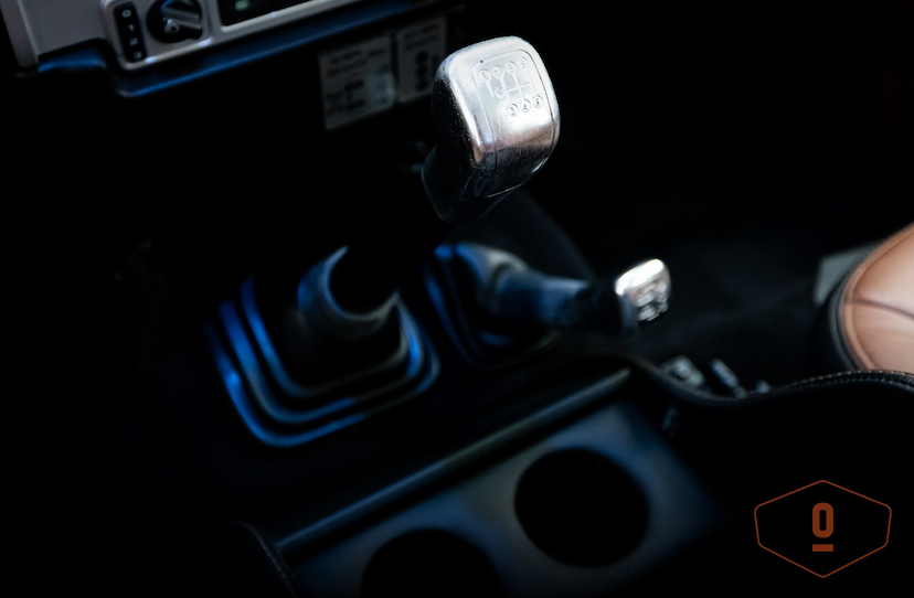 Foto do veículo LAND ROVER DEFENDER 110 SVX LIMITED EDITION 60 ANOS 2009 124.543 KM 550.000,00