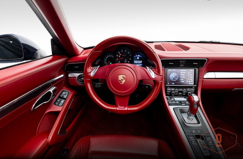 Foto do veículo PORSCHE 911 CARRERA CABRIOLET 2015 22.530 KM 620.000,00