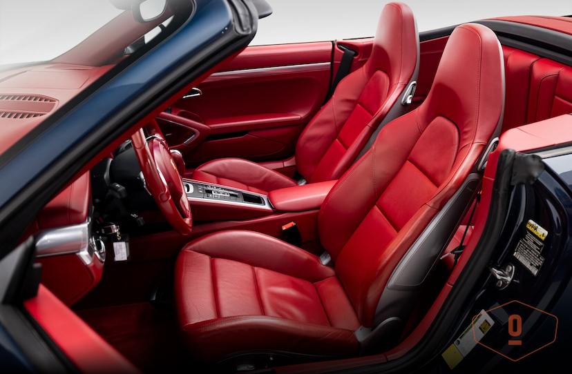 Foto do veículo PORSCHE 911 CARRERA CABRIOLET 2015 22.530 KM 620.000,00