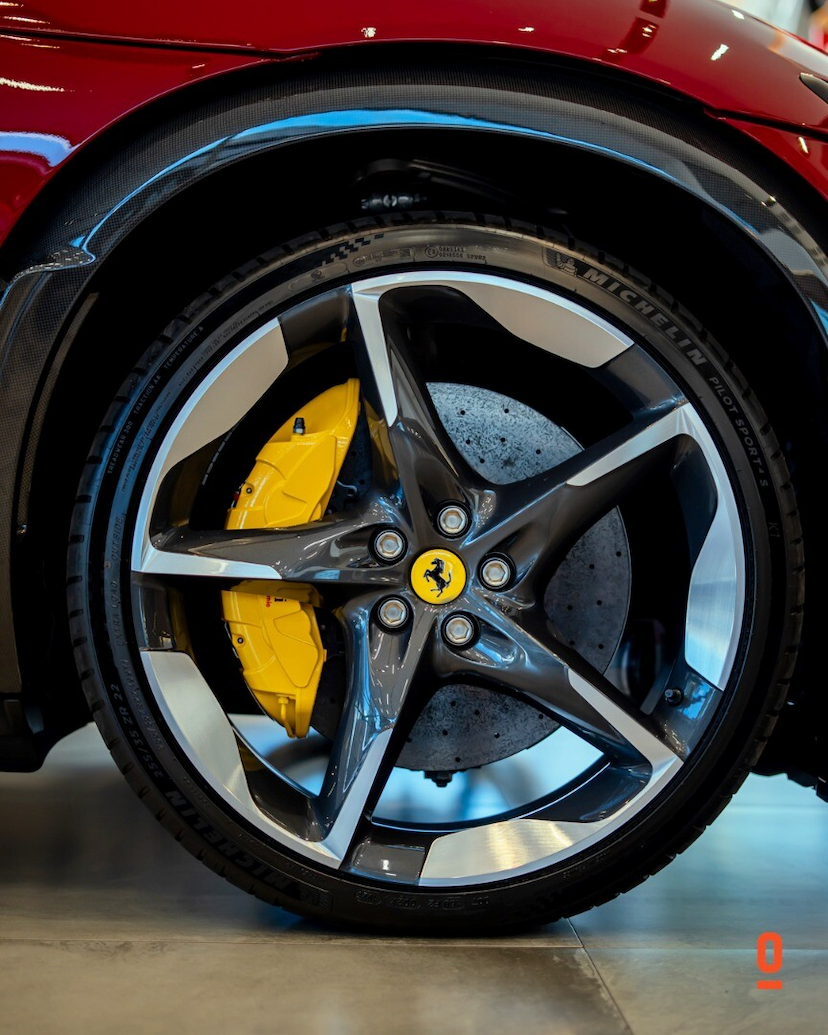 Foto do veículo FERRARI PUROSANGUE   2024 213 KM 7.600.000,00