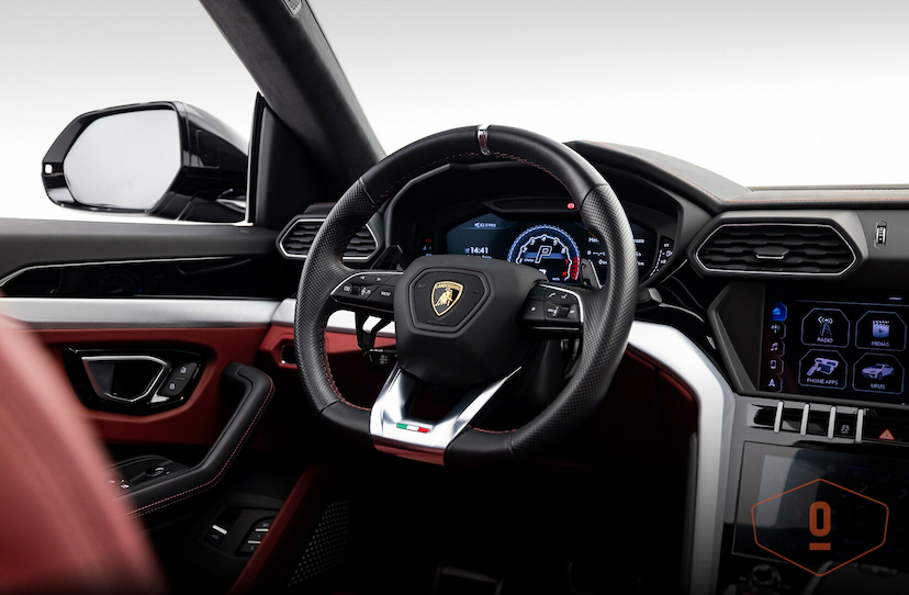 Foto do veículo LAMBORGHINI URUS   2019 7.276 KM 2.590.000,00