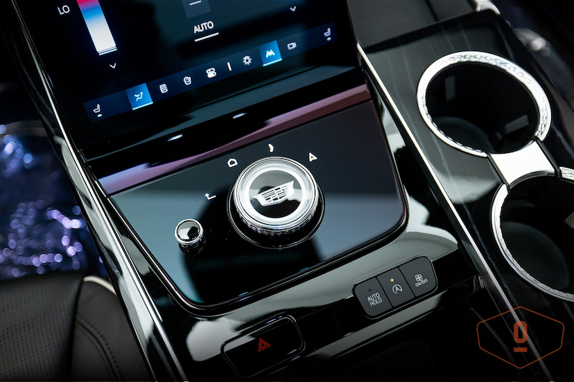 Foto do veículo CADILLAC ESCALADE SPORT 7L 2025 0 KM 2.450.000,00