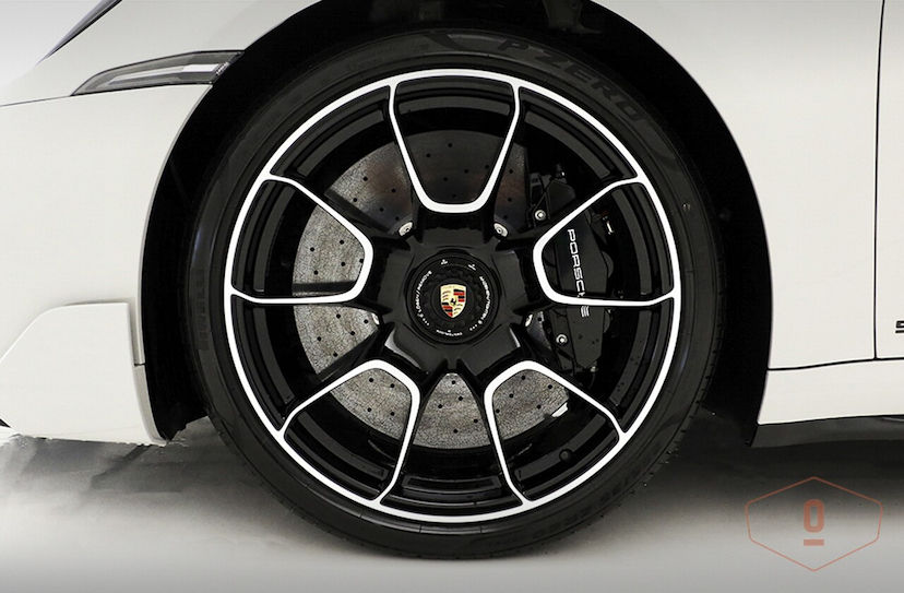 Foto do veículo PORSCHE 911 TURBO S  2021 6 KM 1.300.000,00