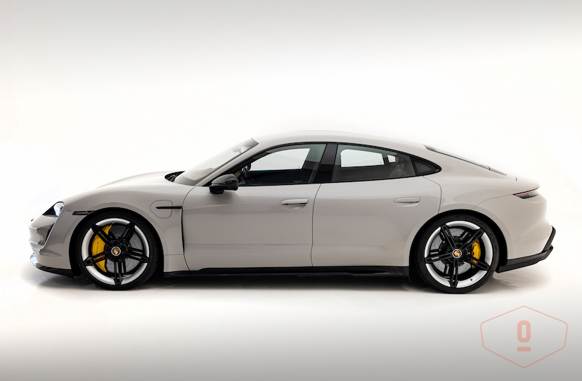 Foto do veículo PORSCHE TAYCAN TURBO S  2021 4 KM 590.000,00
