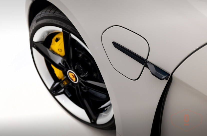 Foto do veículo PORSCHE TAYCAN TURBO S  2021 4 KM 590.000,00