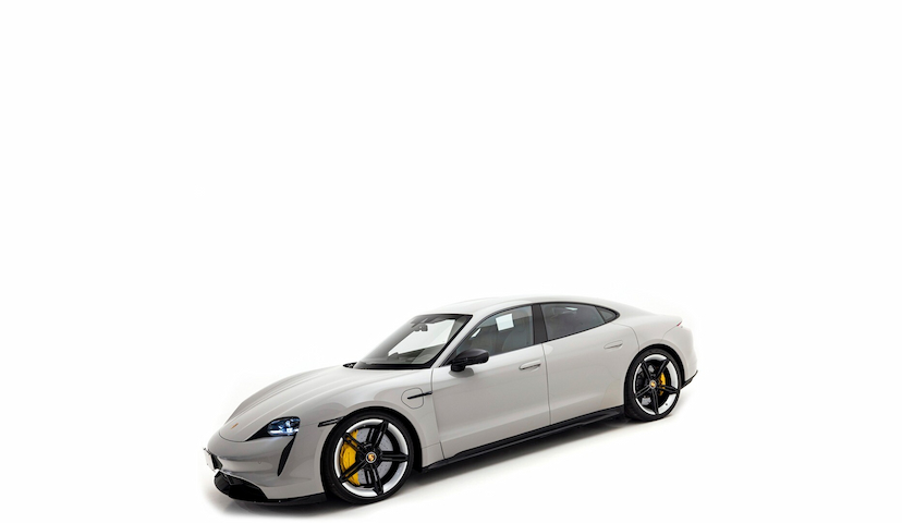 Foto do veículo PORSCHE TAYCAN TURBO S  2021 4 KM 590.000,00