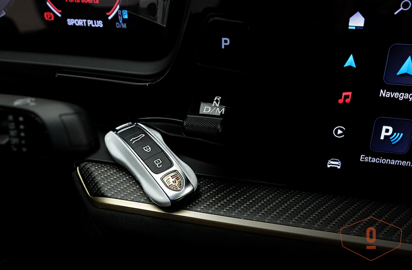 Foto do veículo PORSCHE CAYENNE TURBO GT  2024 8.451 KM 1.320.000,00