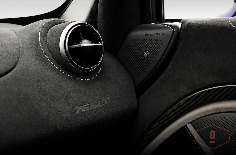 Foto do veículo MCLAREN 765LT   2021 2.459 KM 4.400.000,00