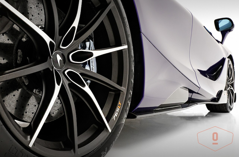 Foto do veículo MCLAREN 765LT   2021 2.459 KM 4.400.000,00