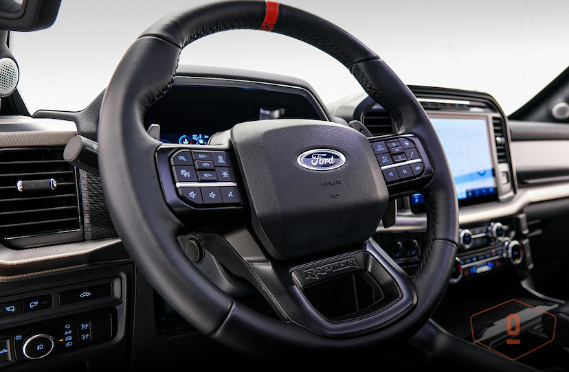 Foto do veículo FORD F-150 RAPTOR 2022 7.154 KM 950.000,00