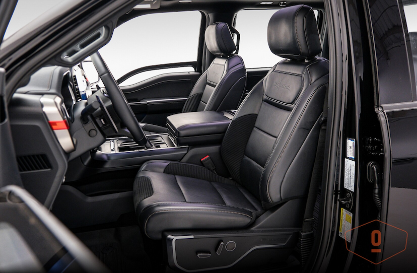 Foto do veículo FORD F-150 RAPTOR 2022 7.154 KM 950.000,00