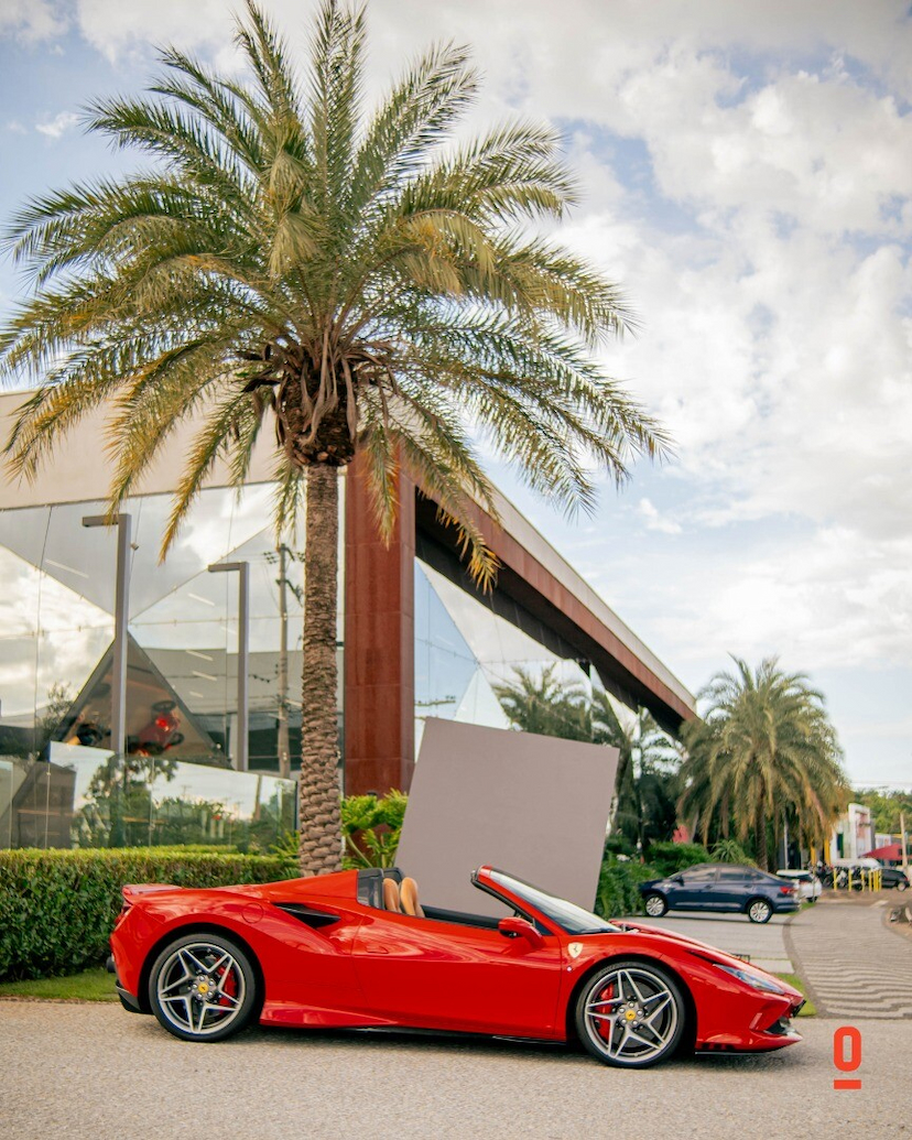 Foto do veículo FERRARI F8 TRIBUTO SPIDER 2022 5 KM 3.990.000,00