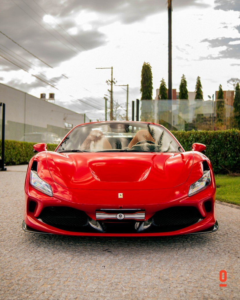 Foto do veículo FERRARI F8 TRIBUTO SPIDER 2022 5 KM 3.990.000,00