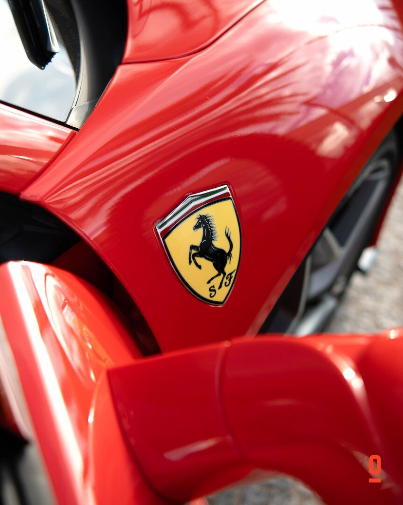 Foto do veículo FERRARI F8 TRIBUTO SPIDER 2022 5 KM 3.990.000,00