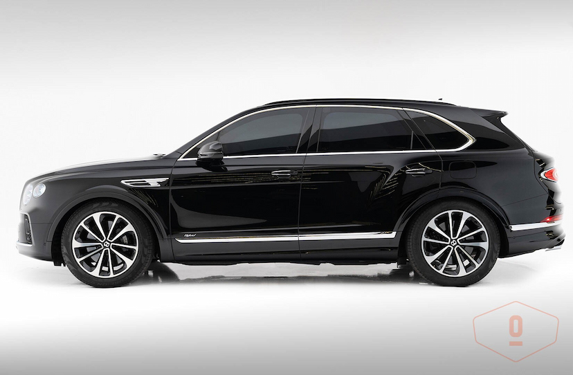 Foto do veículo BENTLEY BENTAYGA HYBRID 2021 2.485 KM 2.200.000,00