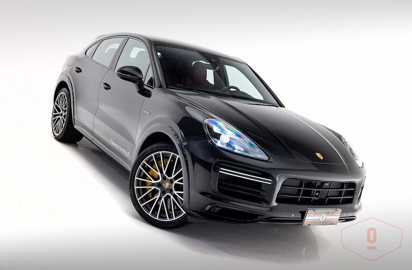 Foto do veículo PORSCHE CAYENNE TURBO S E-HYBRID COUPÉ 2023 5.912 KM 950.000,00