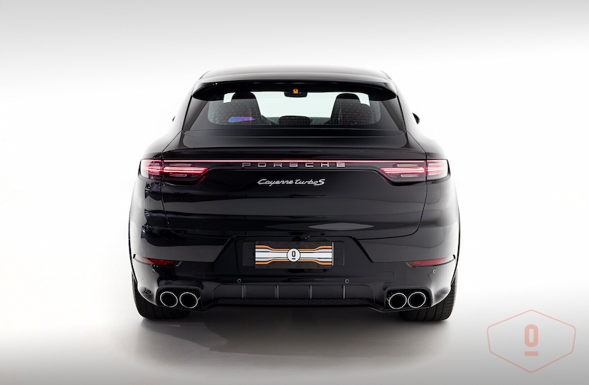 Foto do veículo PORSCHE CAYENNE TURBO S E-HYBRID COUPÉ 2023 5.912 KM 950.000,00