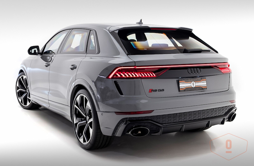 Foto do veículo AUDI RS Q8 TFSI 2023 9.870 KM 1.050.000,00