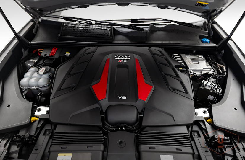 Foto do veículo AUDI RS Q8 TFSI 2023 9.870 KM 1.050.000,00