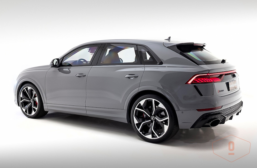 Foto do veículo AUDI RS Q8 TFSI 2023 9.870 KM 1.050.000,00