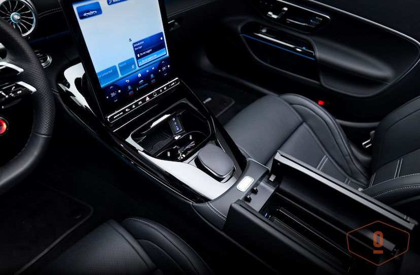 Foto do veículo MERCEDES-BENZ SL 63 AMG   2023 2.169 KM 1.590.000,00