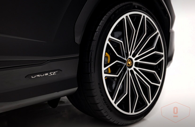 Foto do veículo LAMBORGHINI URUS SE 2025 0 KM 4.300.000,00