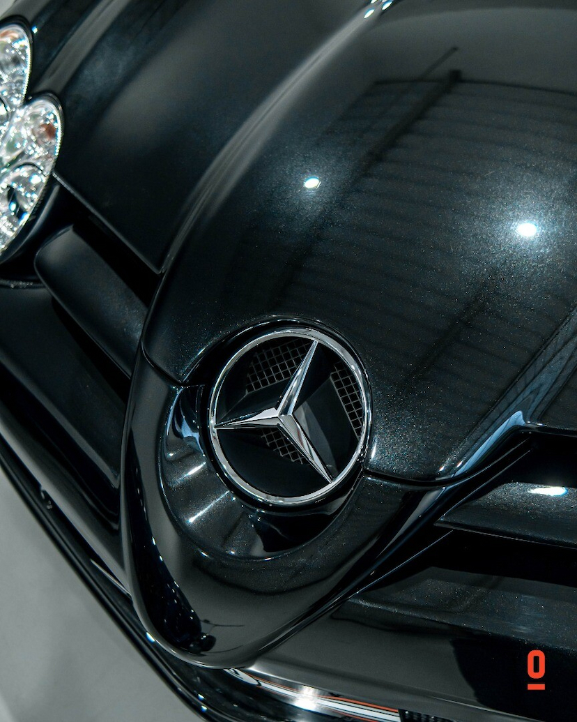 Foto do veículo MERCEDES-BENZ SLR MCLAREN ROADSTER 2008 3.329 KM 6.800.000,00