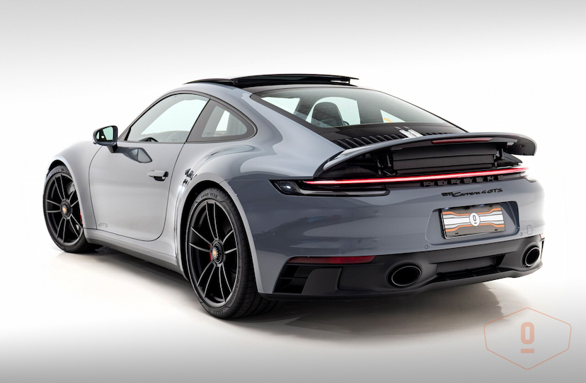 Foto do veículo PORSCHE 911 CARRERA 4 GTS 2024 3.546 KM 1.100.000,00