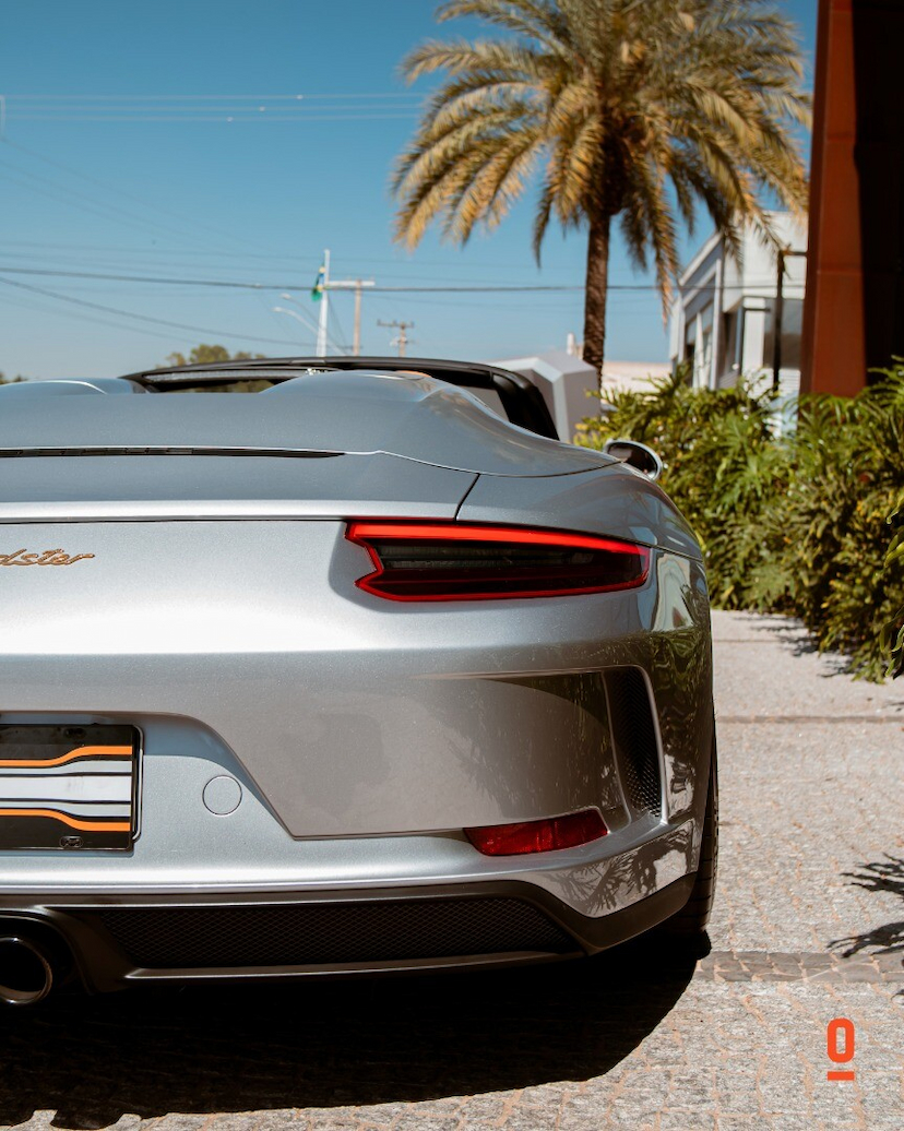Foto do veículo PORSCHE 911 SPEEDSTER MANUAL 2019 6.032 KM 3.990.000,00