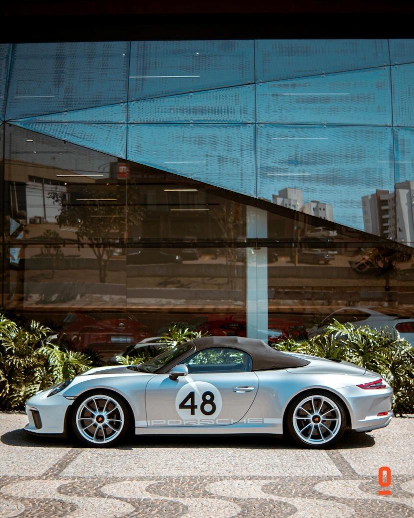 Foto do veículo PORSCHE 911 SPEEDSTER MANUAL 2019 6.032 KM 3.990.000,00