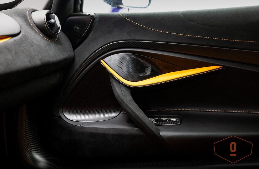 Foto do veículo MCLAREN 750S COUPE 2024 5.439 KM 3.900.000,00
