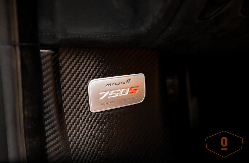 Foto do veículo MCLAREN 750S COUPE 2024 5.439 KM 3.900.000,00