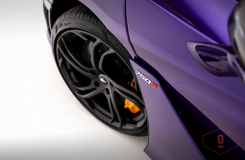 Foto do veículo MCLAREN 750S COUPE 2024 5.439 KM 3.900.000,00
