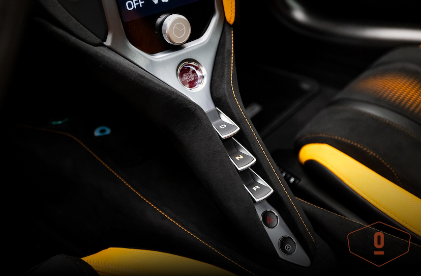 Foto do veículo MCLAREN 750S COUPE 2024 5.439 KM 3.900.000,00