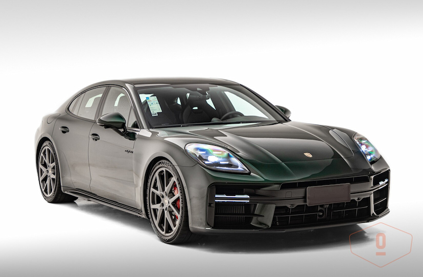 Foto do veículo PORSCHE PANAMERA 4S E-HYBRID  2025 3.675 KM 1.080.000,00
