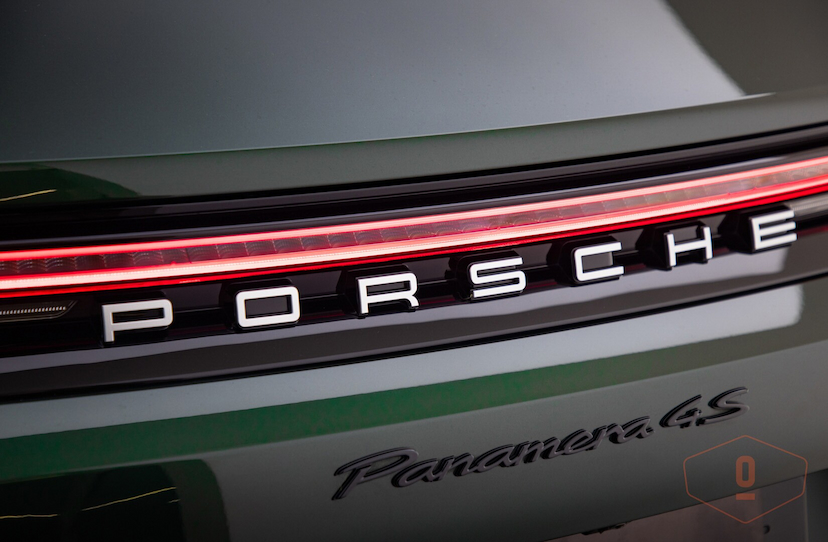 Foto do veículo PORSCHE PANAMERA 4S E-HYBRID  2025 3.675 KM 1.080.000,00