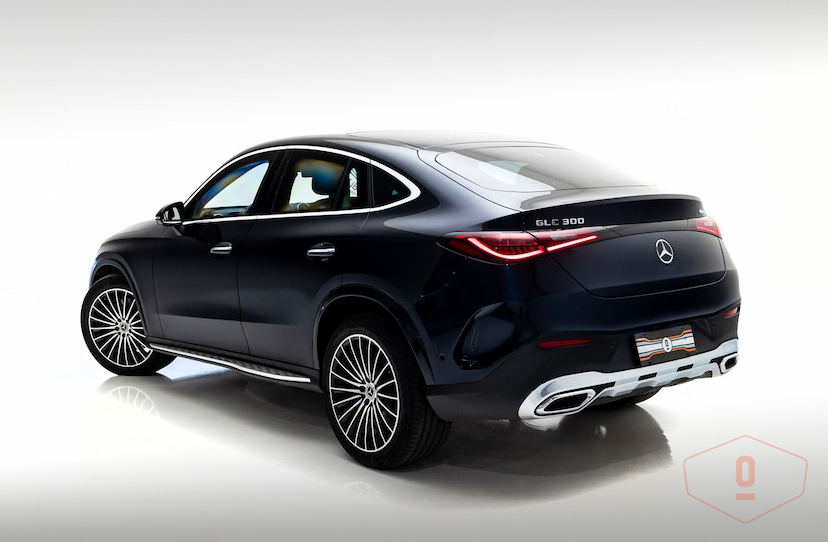 Foto do veículo MERCEDES-BENZ GLC 300 4MATIC COUPÉ   22.735 KM 600.000,00