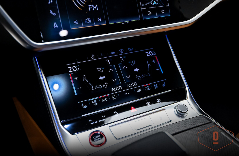 Foto do veículo AUDI RS6 AVANT 2023 10 KM 1.150.000,00