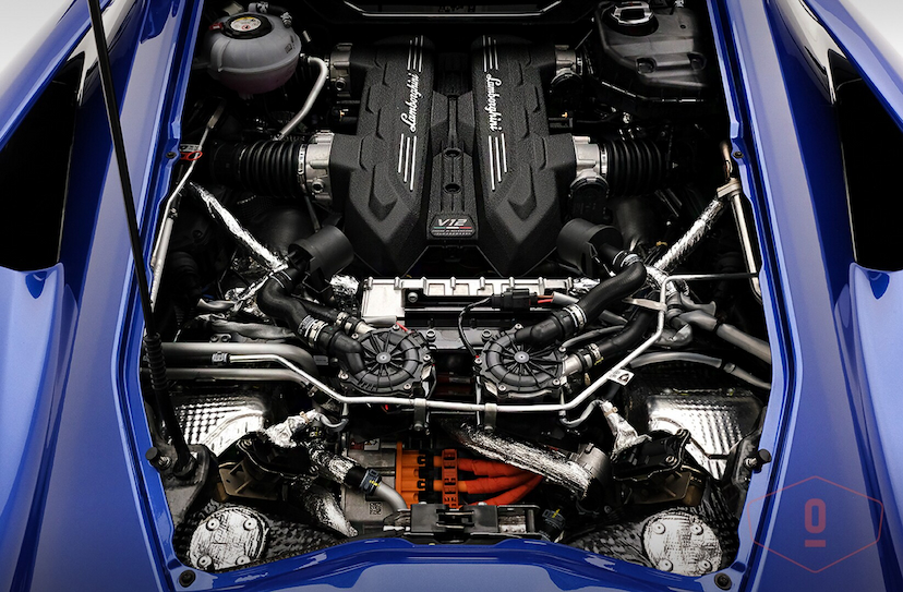 Foto do veículo LAMBORGHINI REVUELTO   2024 1.069 KM 7.900.000,00