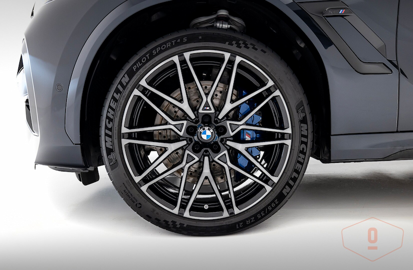 Foto do veículo BMW X6 M COMPETITION 2024 8.710 KM 1.250.000,00
