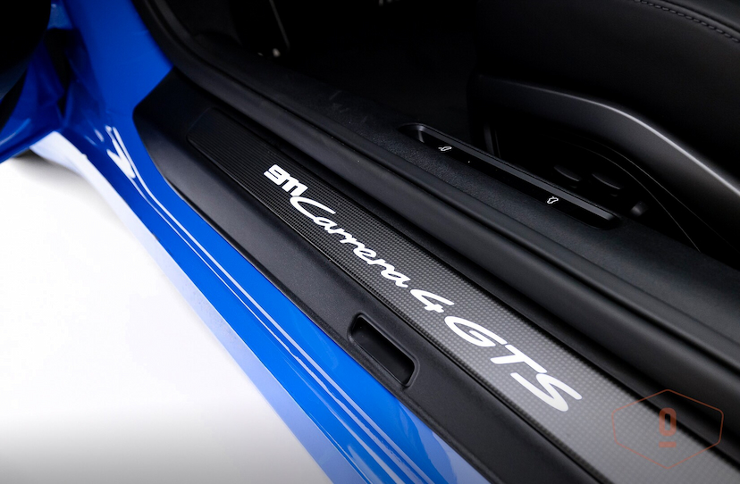 Foto do veículo PORSCHE 911 CARRERA 4 GTS 2024 3.312 KM 1.180.000,00