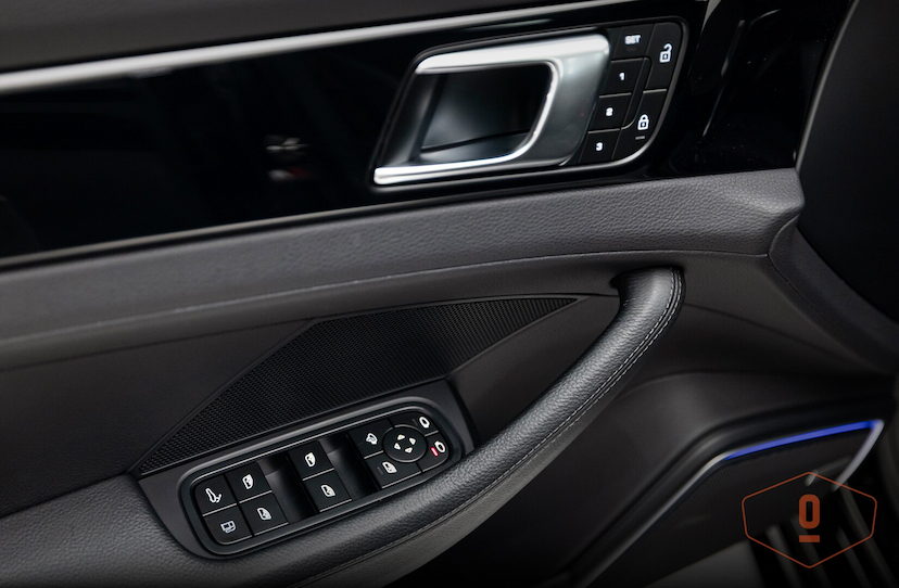 Foto do veículo PORSCHE PANAMERA 4 E-HYBRID SPORT TURISMO 2023 29.882 KM 650.000,00