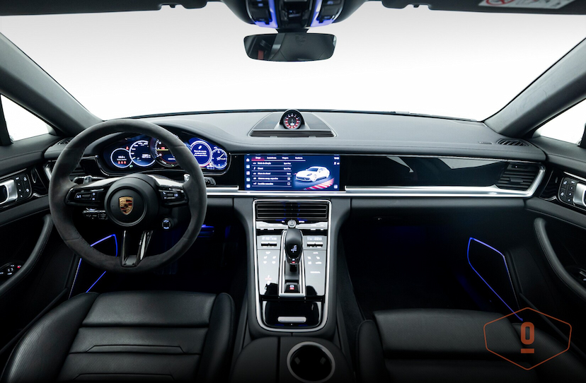 Foto do veículo PORSCHE PANAMERA 4 E-HYBRID SPORT TURISMO 2023 29.882 KM 650.000,00