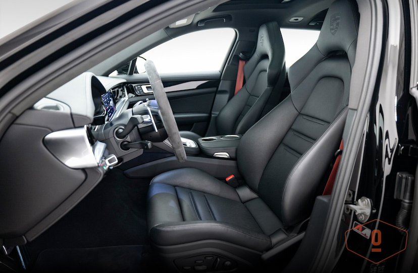 Foto do veículo PORSCHE PANAMERA 4 E-HYBRID SPORT TURISMO 2023 29.882 KM 650.000,00